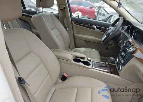 2012 Mercedes-Benz C 250 Sport из США, поврежденный, VIN WDDGF4HB0CR216818